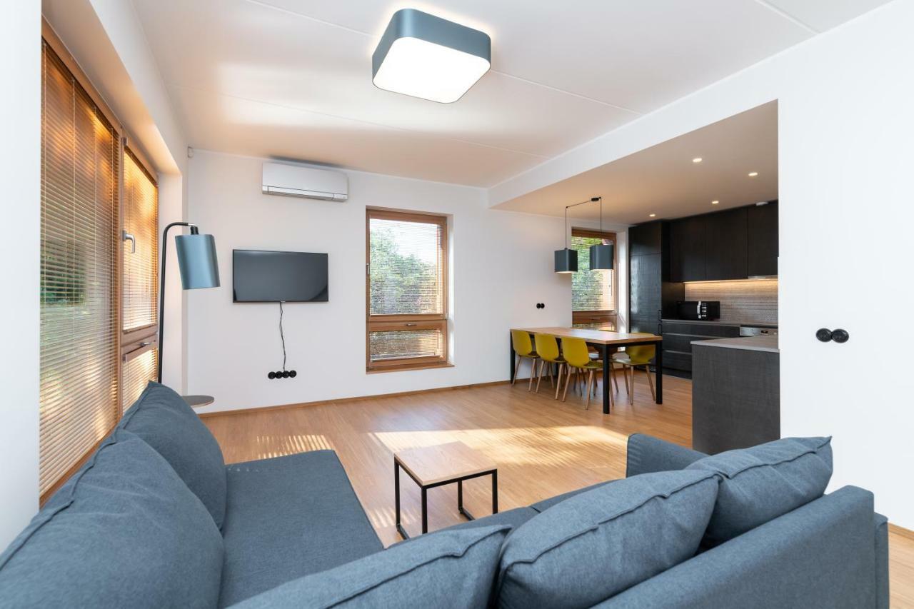 Self-Check-In 3 Bedroom Apartment With Sauna And Balconies Tallinn Ngoại thất bức ảnh